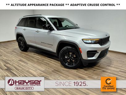 Certified 2025 Jeep Grand Cherokee Altitude
