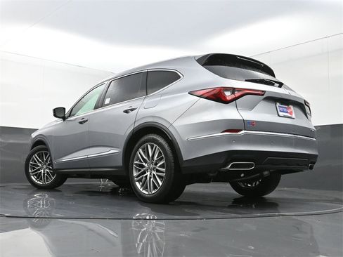 Used 2023 Acura MDX SH-AWD w/ Advance Package image 33