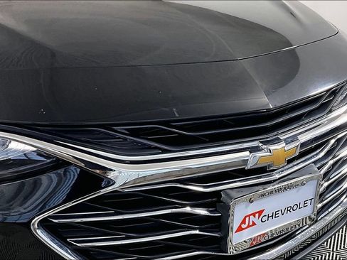 Used 2020 Chevrolet Malibu LT FWD image 29