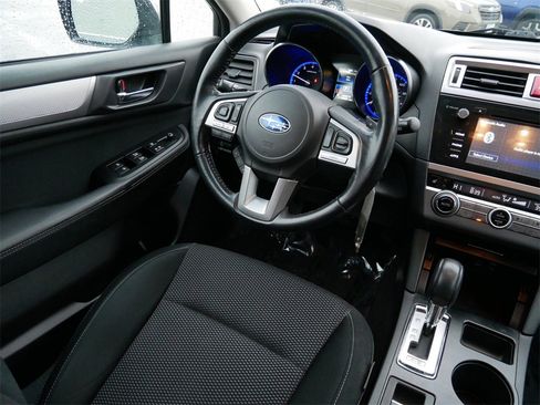 Used 2016 Subaru Outback 2.5i Premium w/ Popular Package #2 image 9