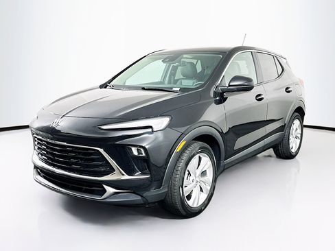Used 2025 Buick Encore GX Preferred FWD image 3