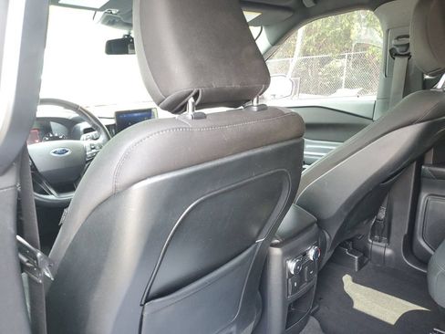 Used 2020 Ford Explorer XLT AWD/4WD image 15