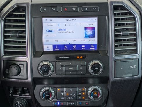 Used 2021 Ford F350 Limited w/ FX4 Off-Road Package AWD/4WD image 19
