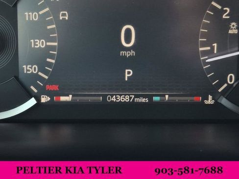 Used 2020 Land Rover Discovery Sport Standard image 31