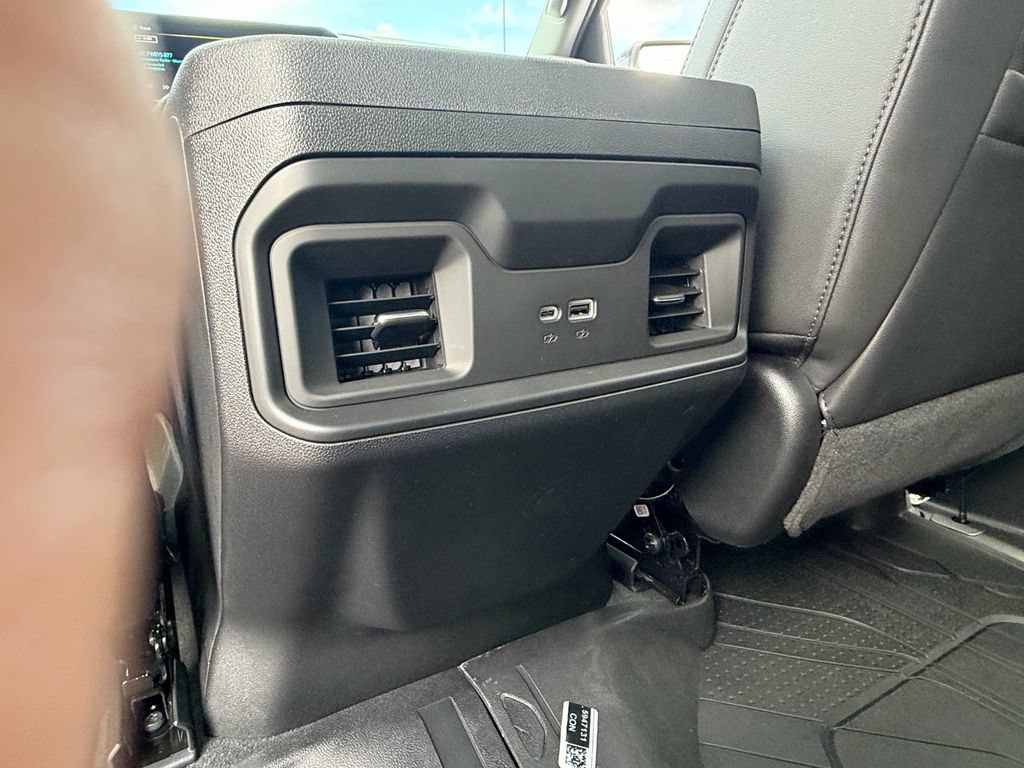 New 2026 Chevrolet Silverado 1500 RST w/ Redline Edition AWD/4WD image 13