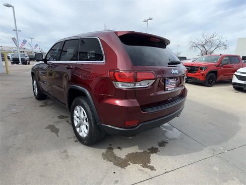Used 2022 Jeep Grand Cherokee Laredo X image 4