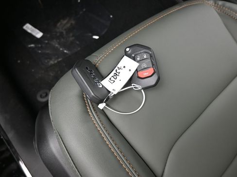 New 2026 Jeep Gladiator Mojave image 16