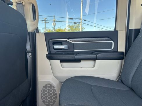 Used 2022 RAM 3500 Big Horn image 30