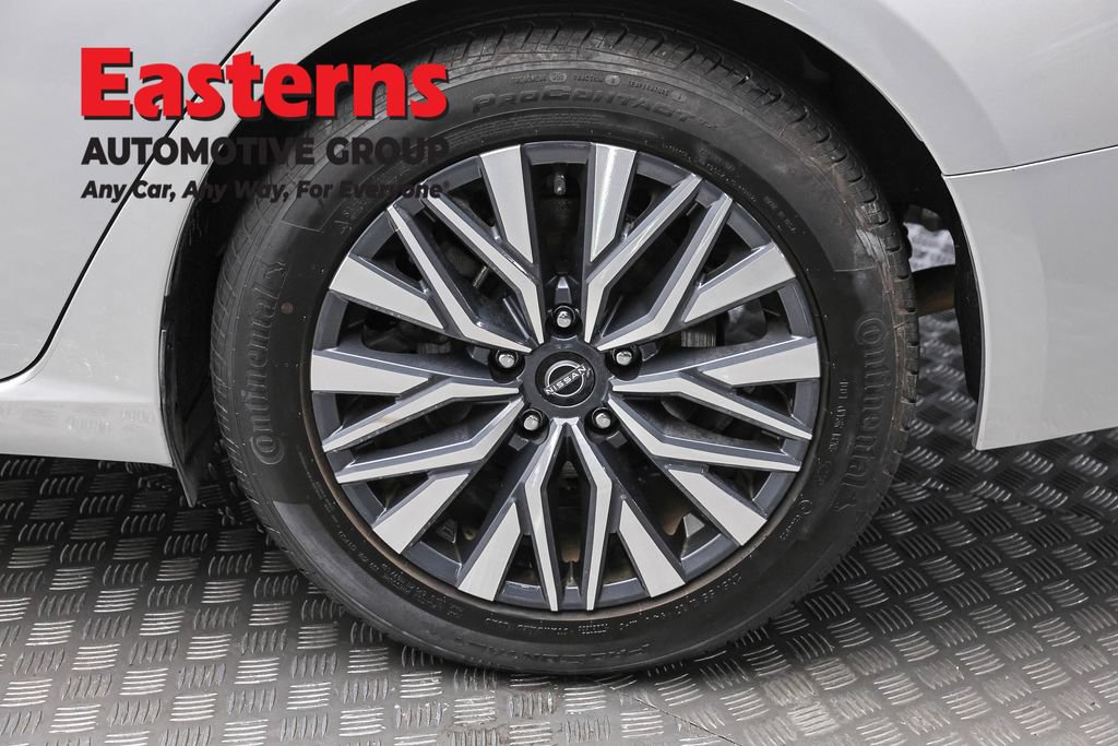 Used 2024 Nissan Altima 2.5 SV FWD image 9