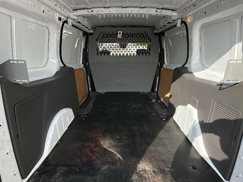 Used 2019 Ford Transit Connect XL image 5