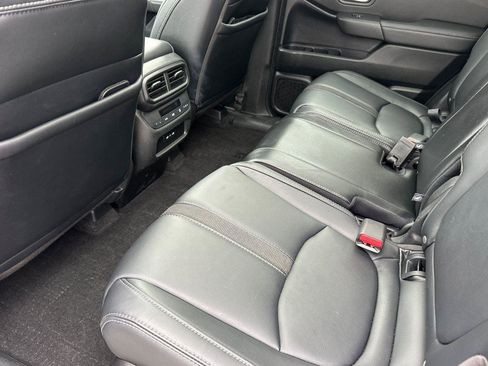 Certified 2024 Honda Pilot Touring image 12