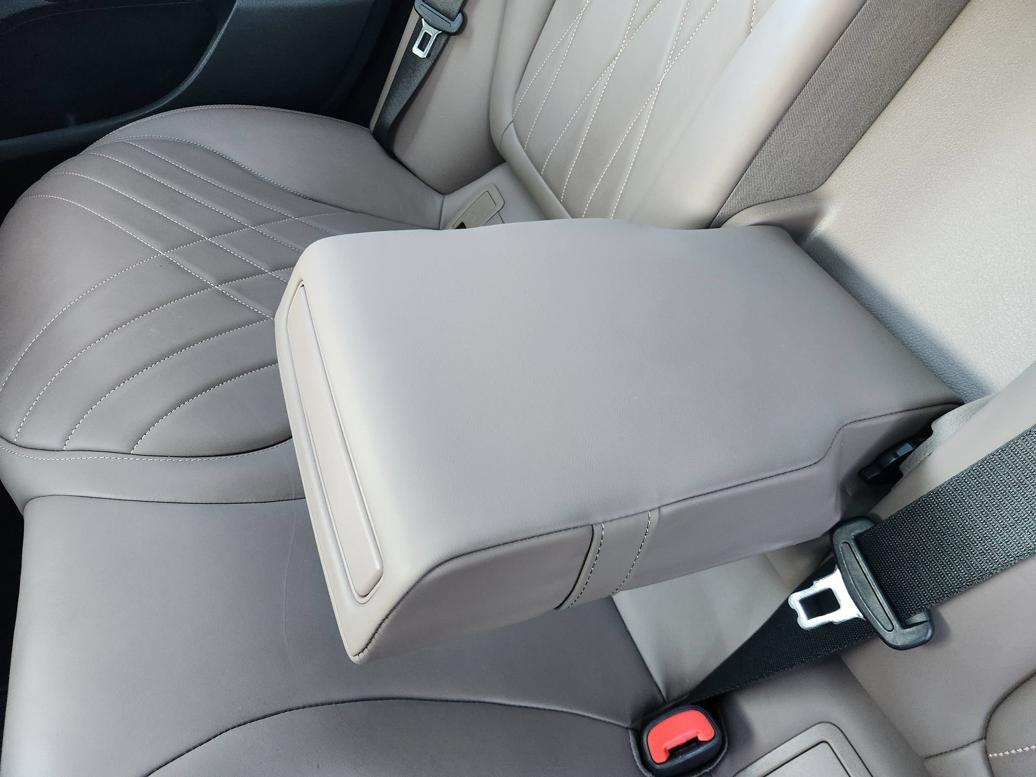 Certified 2023 Mercedes-Benz EQE 500 4MATIC Sedan image 13