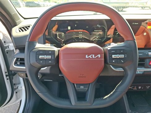 New 2025 Kia K4 GT-Line w/ GT-Line Premium Package image 11