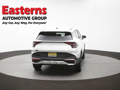 Used 2023 Kia Sportage LX AWD/4WD image 37