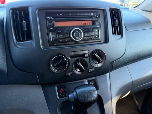 Used 2017 Chevrolet City Express LS image 16