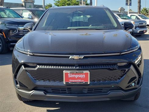 New 2026 Chevrolet Equinox EV LT image 22