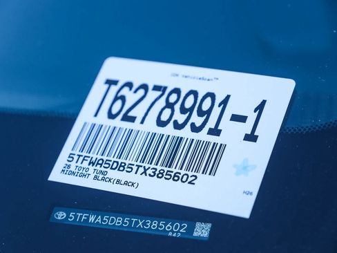 Certified 2026 Toyota Tundra Limited AWD/4WD image 29