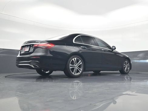 Used 2021 Mercedes-Benz E 350 4MATIC Sedan image 25
