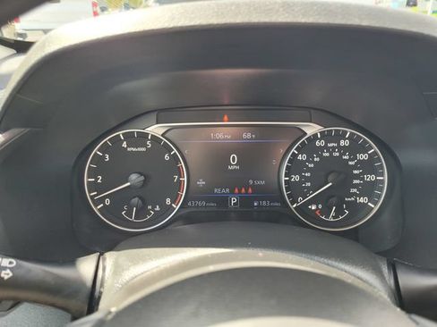Certified 2025 Nissan Altima 2.5 SV FWD image 29