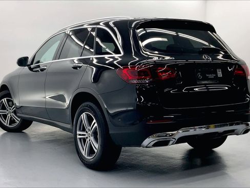 Certified 2022 Mercedes-Benz GLC 300 image 2