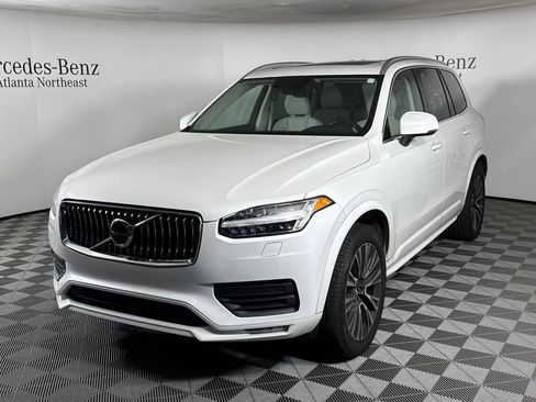 Used 2021 Volvo XC90 T5 Momentum w/ Climate Package FWD image 2