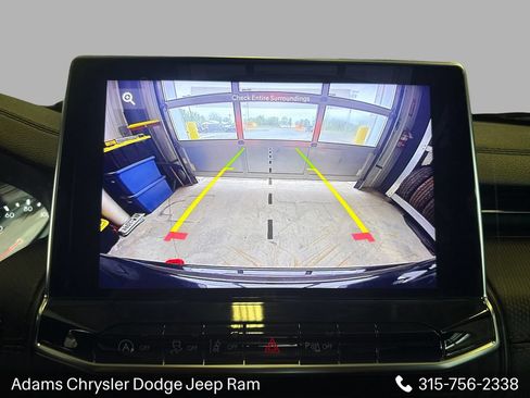 Used 2024 Jeep Compass Trailhawk AWD/4WD image 21
