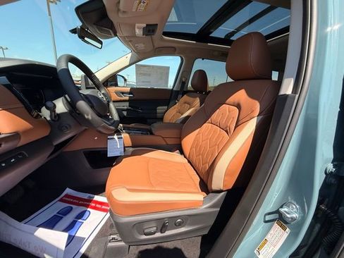 New 2026 Nissan Pathfinder Platinum w/ Cargo Package image 12