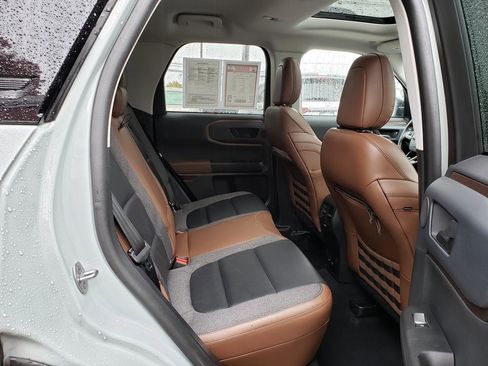 Used 2021 Ford Bronco Sport Outer Banks w/ Outer Banks Package image 17