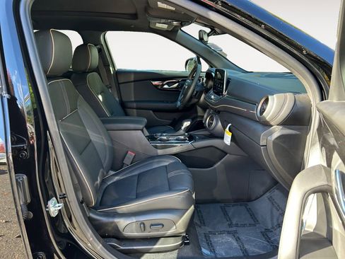 New 2025 Chevrolet Blazer Premier w/ Driver Confidence II Package image 10