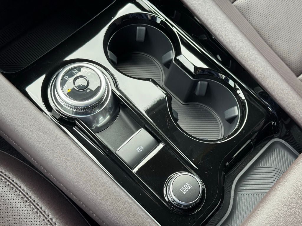 New 2026 Ford Explorer Platinum RWD image 34