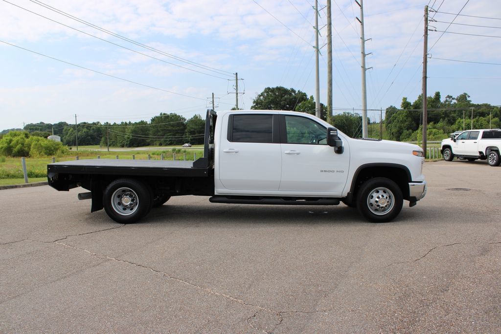 Used 2025 Chevrolet Silverado 3500 LT w/ Convenience Package AWD/4WD image 16