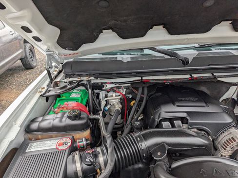 Used 2008 Chevrolet Silverado 2500 LT w/ 1LT Convenience Package image 11