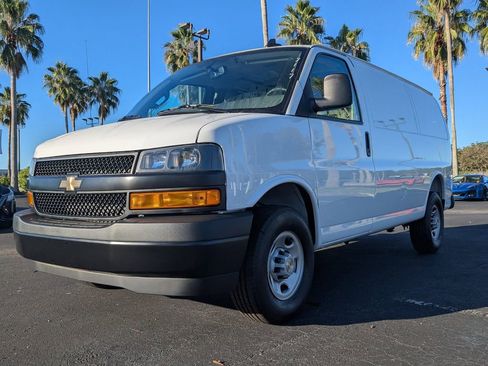 New 2025 Chevrolet Express 2500 Work Van w/ Driver Convenience Package image 9