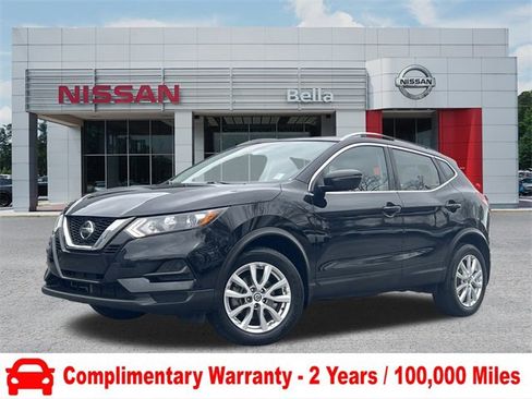 Used 2020 Nissan Rogue Sport SV image 1