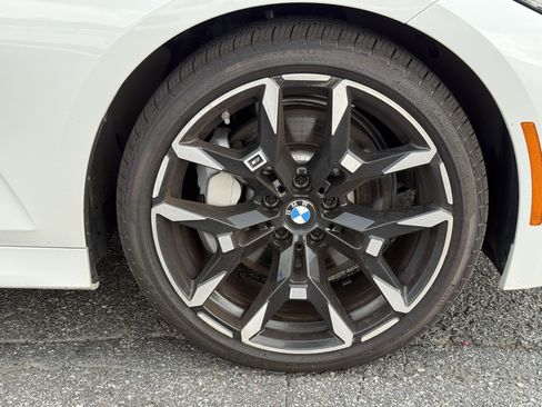 Used 2026 BMW 330i xDrive Sedan w/ M Sport Package AWD/4WD image 13