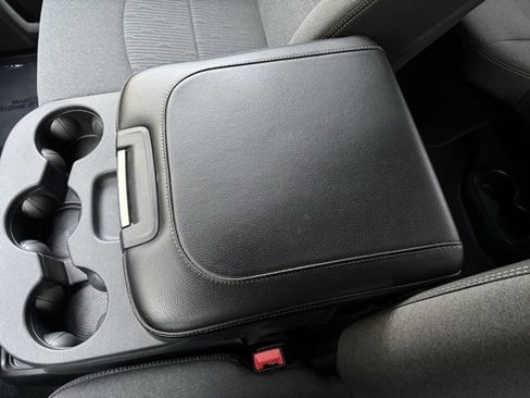 Used 2024 RAM 3500 Tradesman w/ Chrome Appearance Group image 16