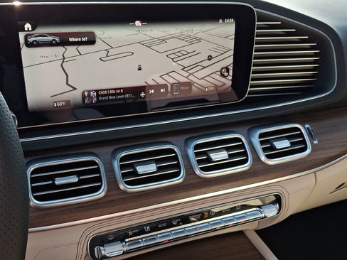 New 2026 Mercedes-Benz GLE 53 AMG 4MATIC Coupe image 12