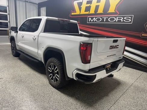 Used 2025 GMC Sierra 1500 AT4 w/ AT4 Premium Package AWD/4WD image 13