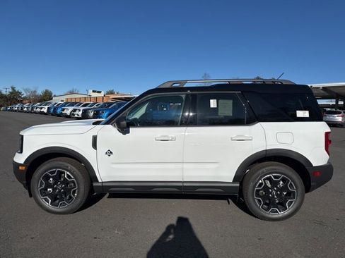 New 2025 Ford Bronco Sport Outer Banks w/ Outer Banks Tech Package+ image 2