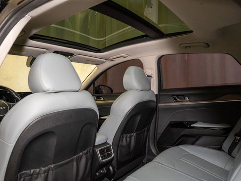 Used 2022 Kia K5 EX w/ EX Premium Package image 8