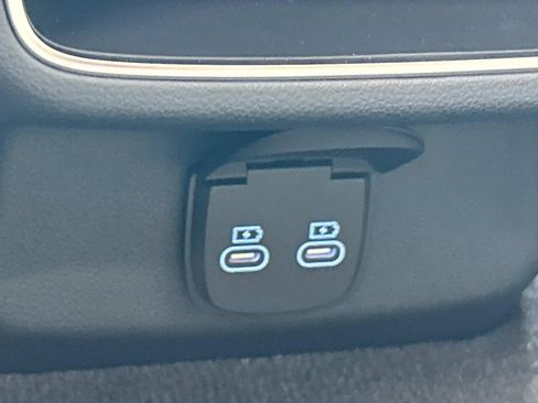 New 2026 Genesis GV70 2.5T Advanced AWD/4WD image 20