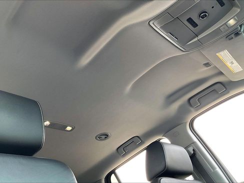 Used 2015 Chevrolet Tahoe LT image 11