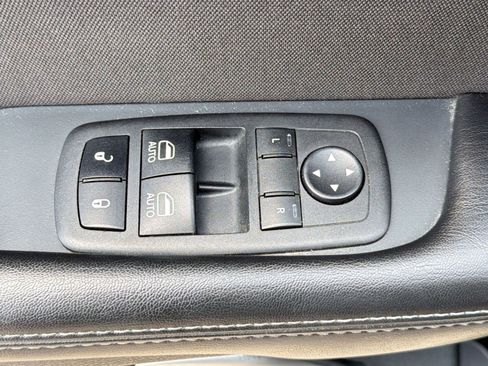 Used 2023 Dodge Challenger SXT RWD image 20