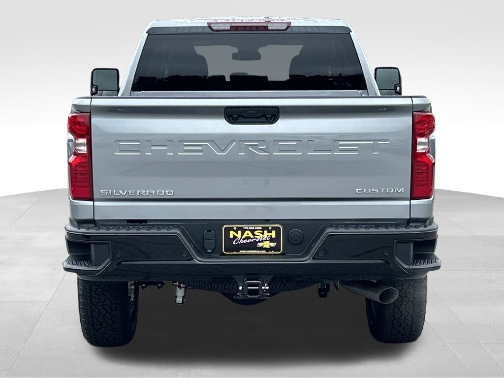 New 2026 Chevrolet Silverado 2500 Custom w/ Custom Value Package AWD/4WD image 4