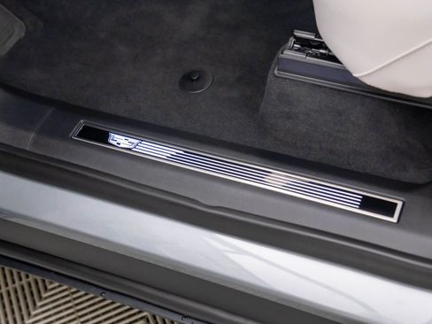 New 2026 Cadillac Vistiq Sport w/ LPO, Floor Liner Package image 15