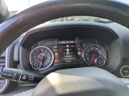 Used 2022 RAM 1500 Big Horn AWD/4WD image 22
