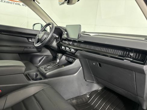 Used 2025 Honda CR-V EX-L image 33