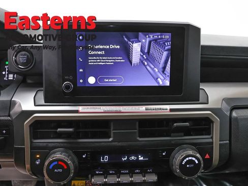 Used 2024 Toyota Tacoma SR5 AWD/4WD image 12