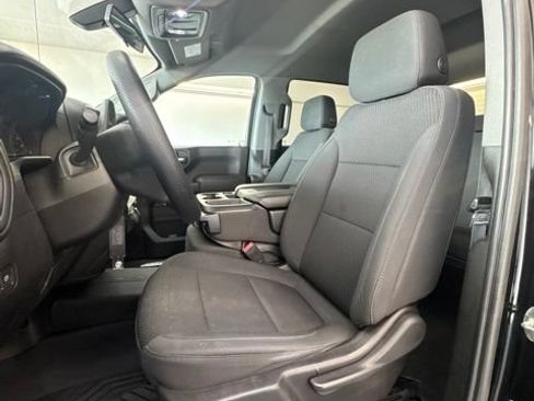 Used 2022 Chevrolet Silverado 1500 Custom Trail Boss AWD/4WD image 17