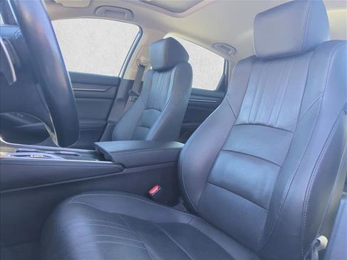 Used 2021 Honda Accord Touring image 19